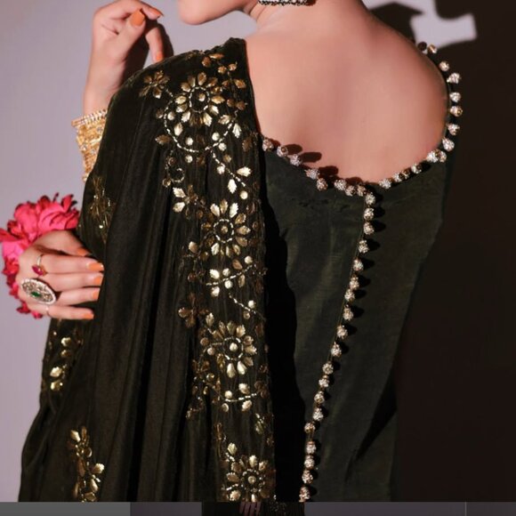 Olive green shalwar kameez. - Picture 4 of 4